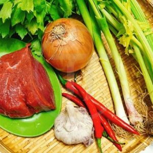 Cách Làm Thịt Bò Xào Cần Tây Tỏi Tây Mềm Ngọt, Không Dai